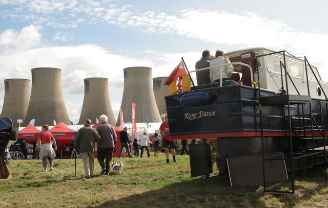 Ratcliffe power station backdrop to National Waterways Festival
