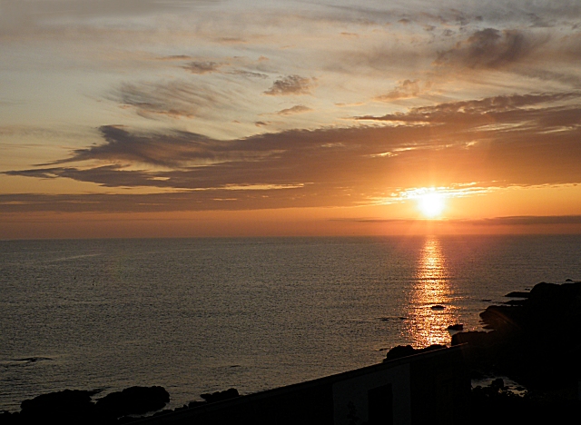 Sunrise over the North Sea © Anne Burgess cc-by-sa/2.0 :: Geograph ...