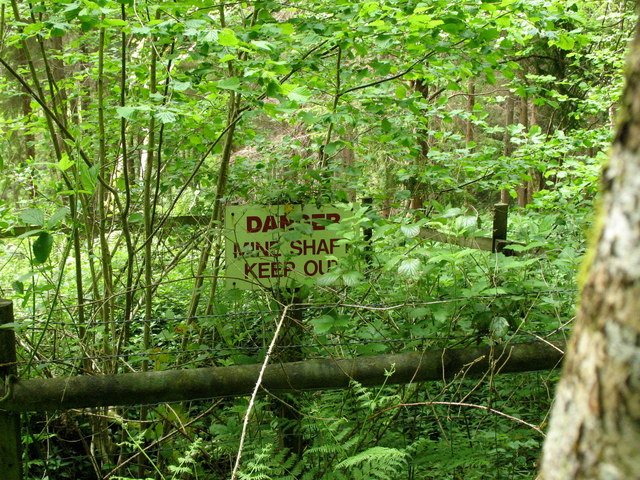 Shaptor Woods, Warning