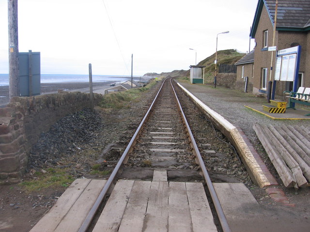 Braystones Station © John Charlton :: Geograph Britain and Ireland