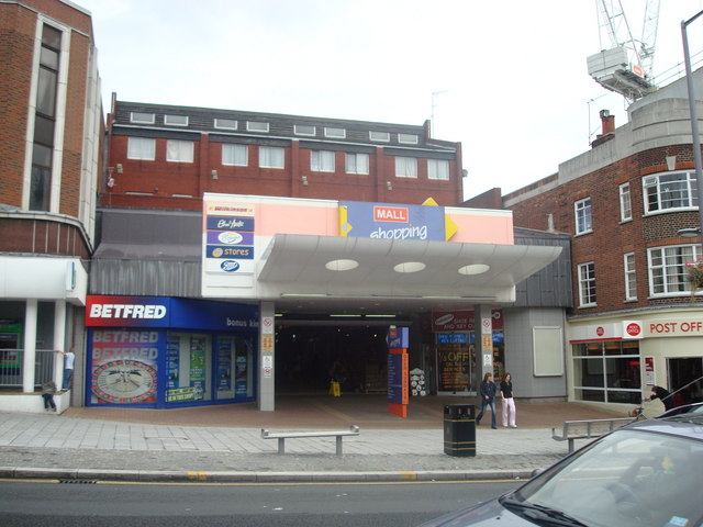 Shopping Centre Dagenham Heathway C Stacey Harris Geograph Britain And Ireland