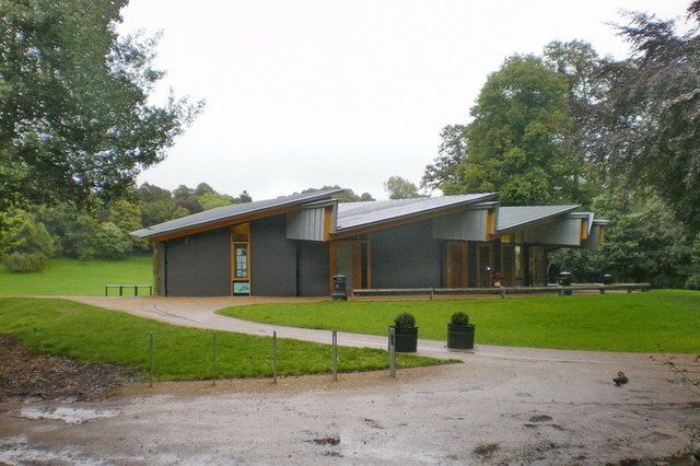 The Pavilion Cafe, Avenham Park © Alexander P Kapp cc-by-sa/2.0 ...