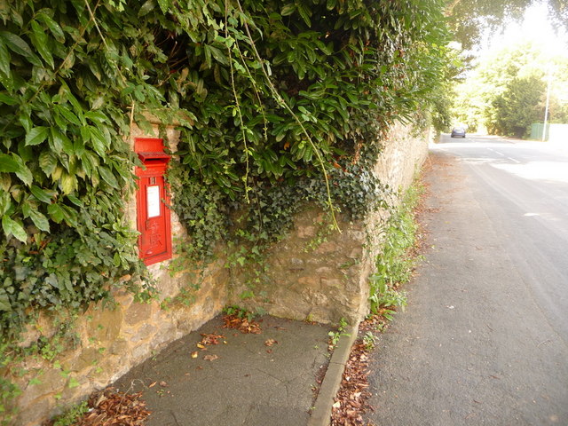 Lyme Regis: postbox № DT7 35, Uplyme Road