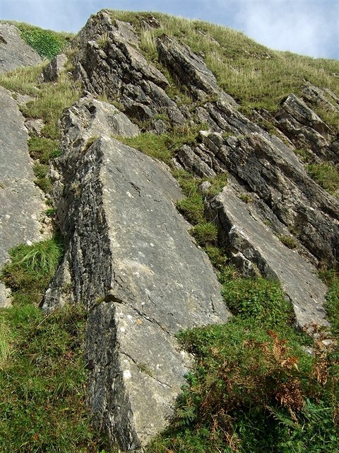 East Side Cliff of Three Cliffs Bay © Kev Griffin :: Geograph Britain ...