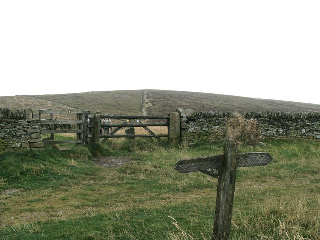 Signpost and Stile for path to Shining Tor