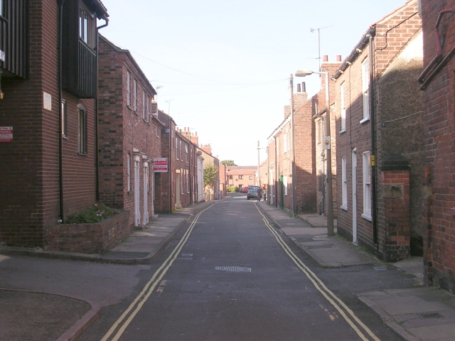 Finkle Lane - High Street