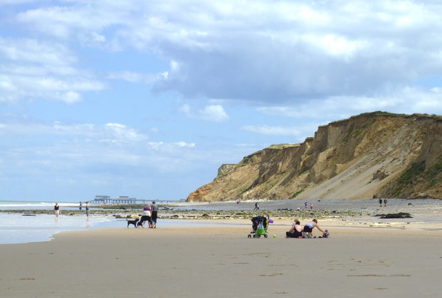 West Runton Beach © Martin Thirkettle :: Geograph Britain and Ireland