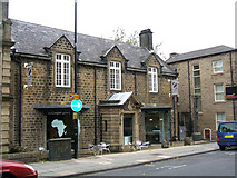 SE3406 : The Cooper Gallery, Barnsley by Bill Henderson