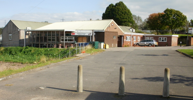 Maesglas Sports and Social Club © Jaggery cc-by-sa/2.0 :: Geograph ...