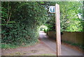 Tunbridge Wells Circular Path signposted of Bullingstone Lane