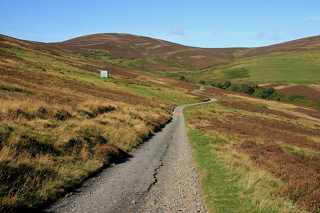 An access road on the Bowland Estate © Walter Baxter :: Geograph ...