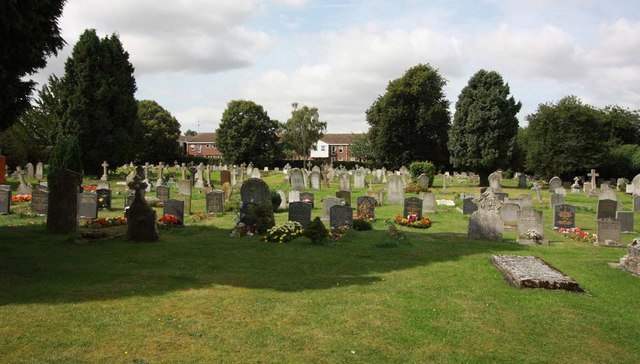 All Saints, Writtle, Essex - Churchyard
