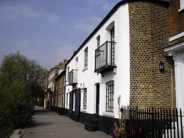 House at site of former Malt House, Strand on the Green