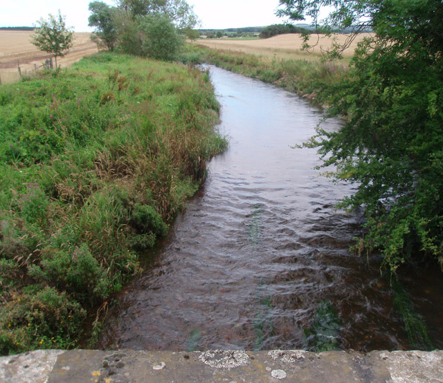 Looking upstream at the Luther Water from the B974 bridge