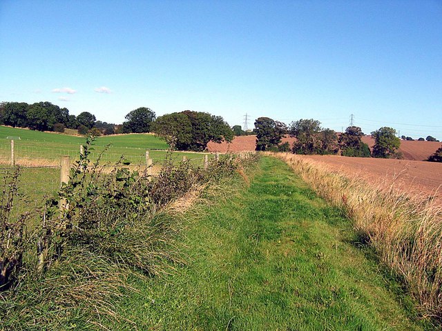 Track alongside Red Barns Farm