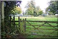 Footpath to New Pond Road