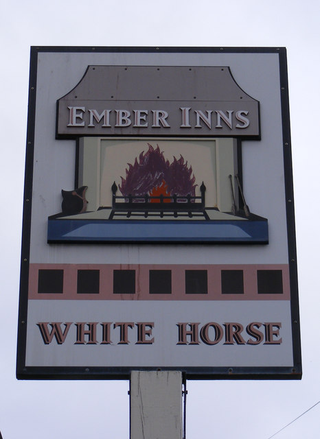 White Horse Public House Sign, Great Baddow
