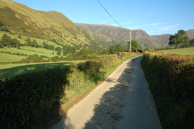 Road along Cwm Cywarch