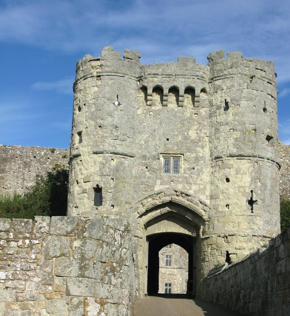 The Gatehouse, Carisbrooke Castle © Simon Palmer :: Geograph Britain ...