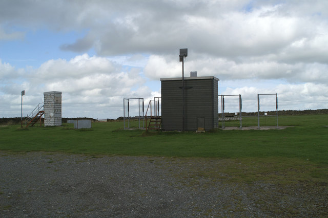 clay-pigeon-shooting-range-opposite-the-david-long-geograph