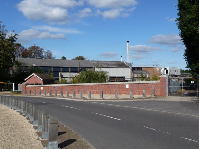 Taplow Paper Mills © Kevin White :: Geograph Britain and Ireland