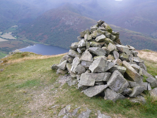 Cairn on Brock Crags