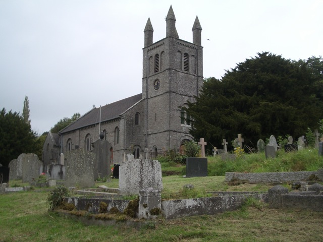 Glasbury: St Peter's Church © Keith Salvesen :: Geograph Britain and ...