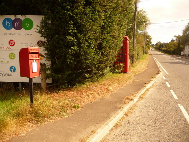 Sherborne Causeway: postbox № SP7 12 and phone