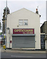 Ian Bell Opticians - Lowtown