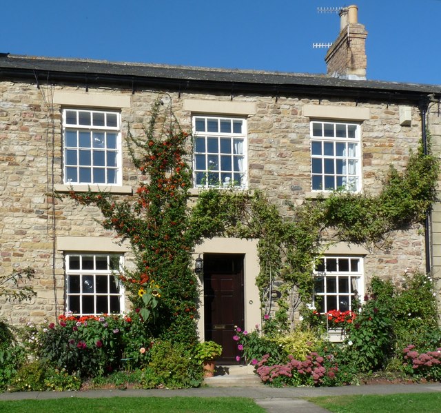 Cottage in Wolsingham, Weardale, County... © Ian Porter cc-by-sa/2.0 ...