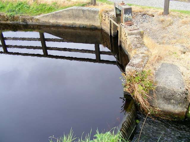A Sluice at the Dam
