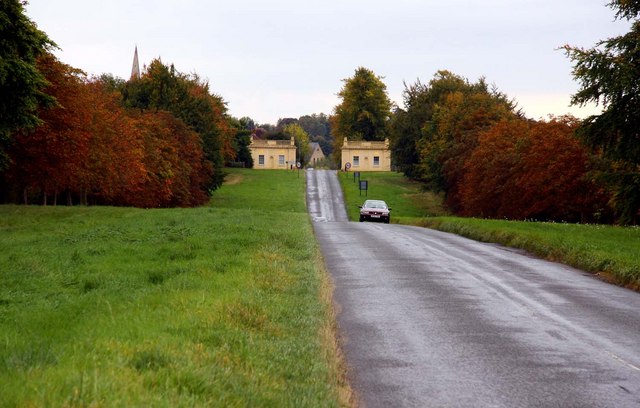Looking down Stowe Avenue to the gatehouses