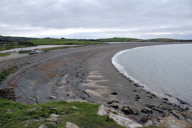 The beach at Cemlyn Bay (Esgair Cemlyn), Anglesey