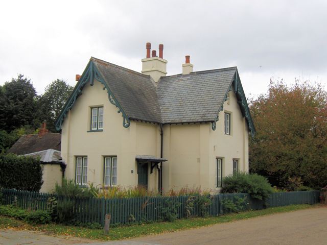North Lodge Cottage, Poulsden Lacey