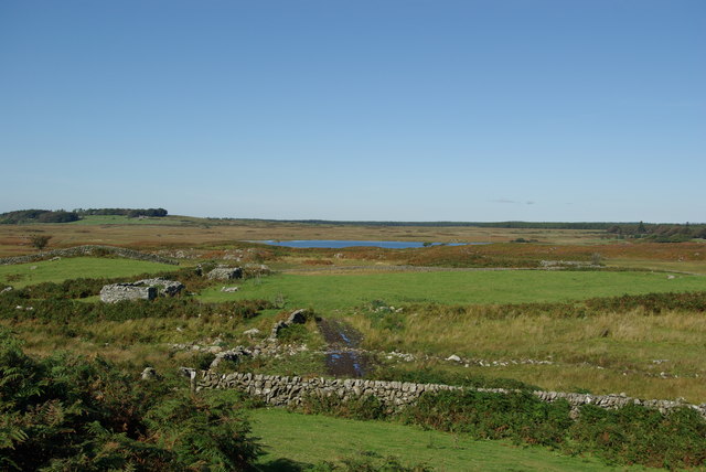View across the ruins of Craignagapple Township to Fell Loch