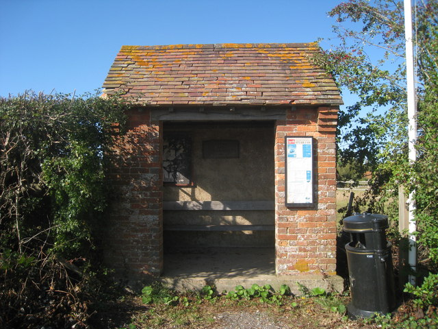 Bus Shelter at The Leacon