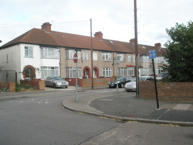 Alma Road merges into Stanley Road