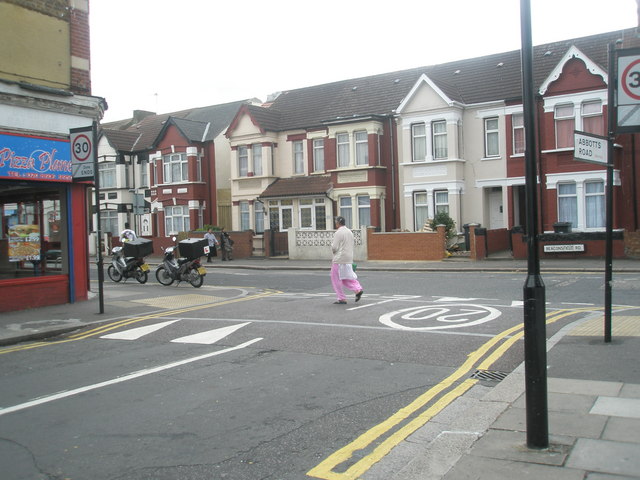 Looking from Abbotts Road into Beaconsfield Road