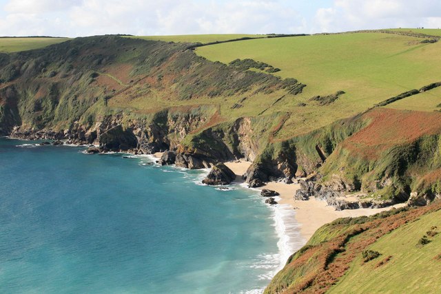 Lantic bay © roger geach :: Geograph Britain and Ireland