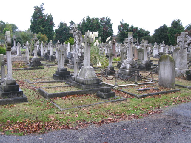 Cemetery on Cheriton Road