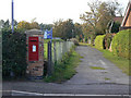 Postbox, Hoveringham (ref NG14 318)