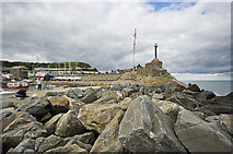 SN3960 : End of Pier New Quay by Nick Earl
