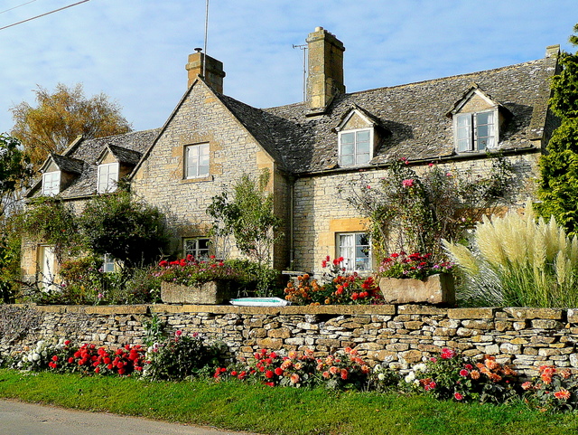 Taddington cottages © Jonathan Billinger :: Geograph Britain and Ireland