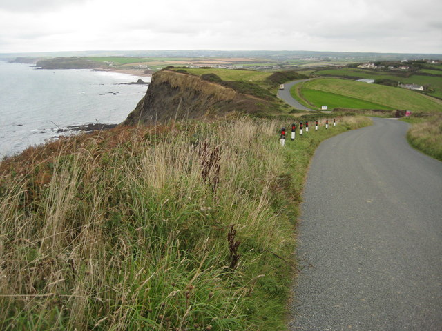 Coast road above Penhalt Cliff
