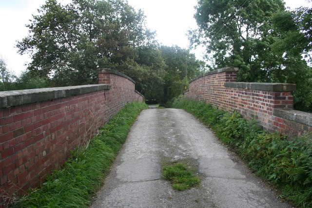 Walton Farm entrance track