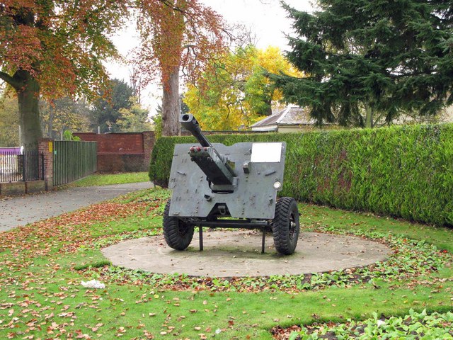 25 Pounder field gun in Cae Glas memorial garden