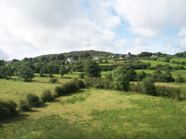 Triangular field north of Kilnasaggart... © Eric Jones cc-by-sa/2.0 ...