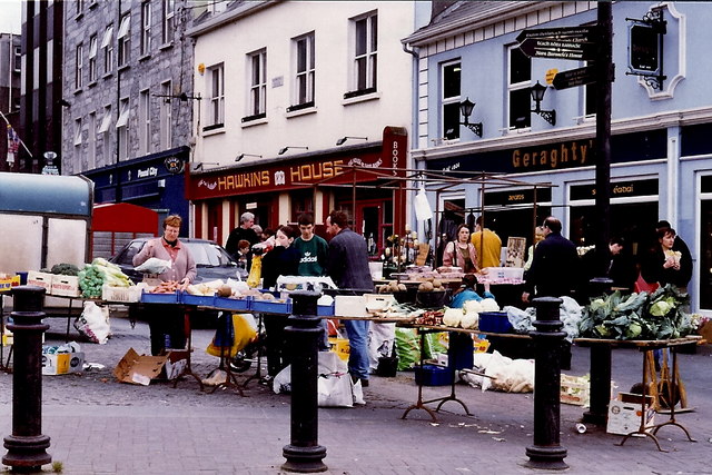 Galway - Shops & street vendors selling produce