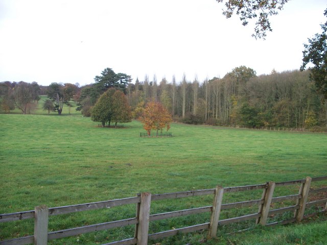 Daylesford Estate © Michael Dibb :: Geograph Britain and Ireland