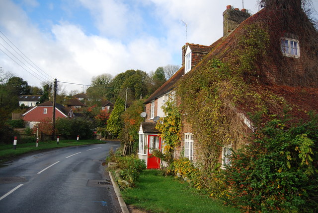 Cottage, Sandrock Hill, Crowhurst © N Chadwick :: Geograph Britain and ...